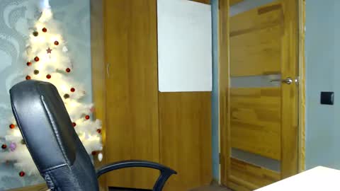Snapshot of fofhcf chatting on December 25, 4:11 pm Molli Ready for any play with you. Hottest show in pvt Help a student earn big tokens online show from December 25, 4:11 pm