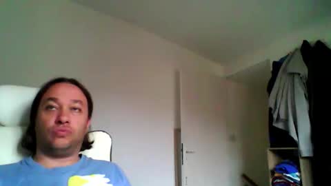 Snapshot of foix228489 chatting on September 13, 12:51 pm foxalwaysexcited online show from September 13, 12:51 pm