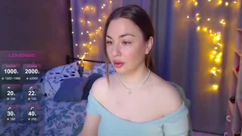 Julia online show from December 7, 11:29 pm