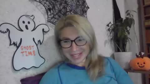 fox_red_lady7 online show from October 27, 7:08 am