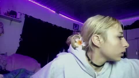 foxbunny_xd online show from June 12, 3:38 am