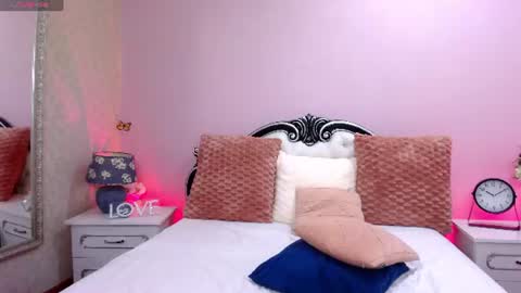 Clarise online show from June 10, 6:40 pm