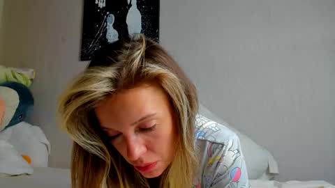 Foxy online show from December 15, 12:39 am