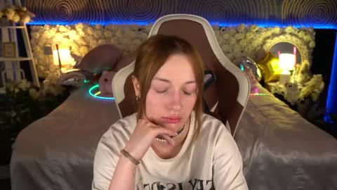 Maya online show from June 9, 1:44 pm