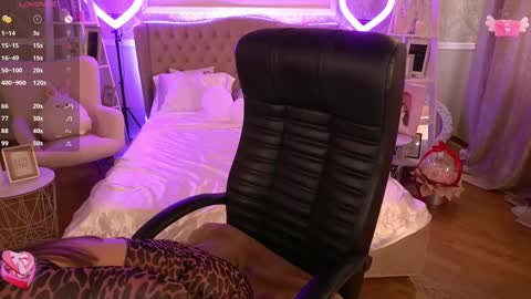 Inna  online show from March 8, 7:05 am