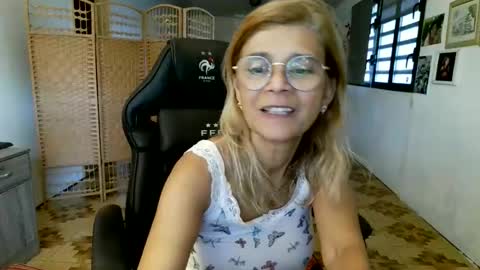 francelune online show from March 3, 2:13 pm