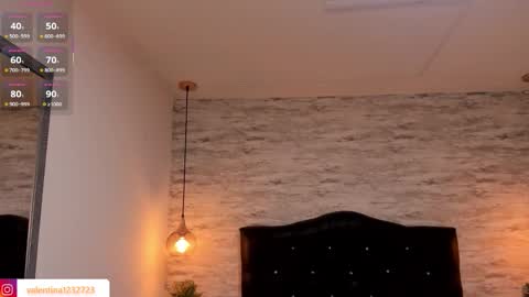          online show from December 3, 3:18 am