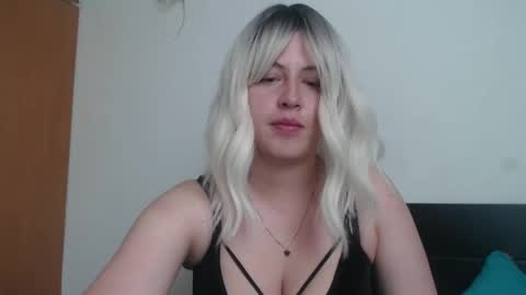 Snapshot of francescaasmith chatting on February 20, 10:26 pm Francesca online show from February 20, 10:26 pm