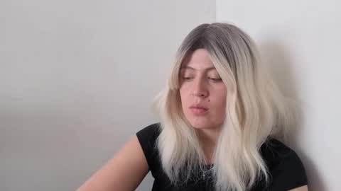 Snapshot of francescaasmith chatting on September 24, 8:15 pm Francesca online show from September 24, 8:15 pm