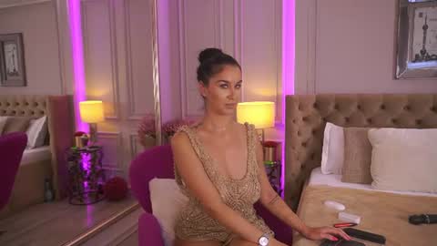 francescadante online show from June 27, 12:22 pm