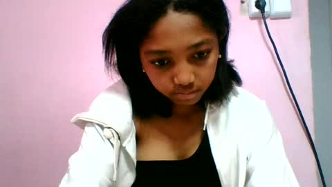 francia333068 online show from June 12, 5:39 am