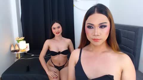 Francine and Carla online show from July 31, 3:51 am