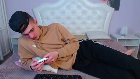 Frank online show from February 12, 8:06 am