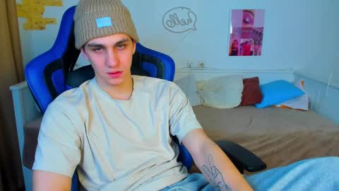 Frank online show from March 12, 9:23 am