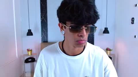 Franvill trato online show from November 21, 7:56 pm