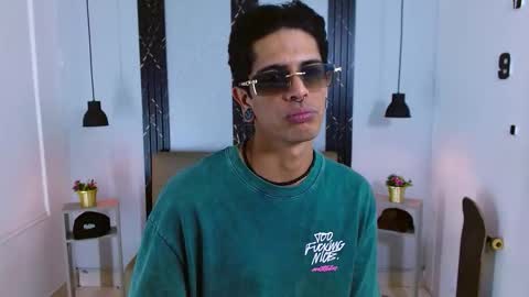 Franvill trato online show from November 22, 8:07 pm