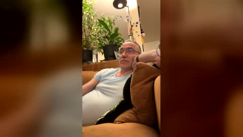 fravka online show from March 6, 11:15 pm