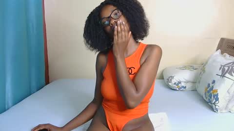 Nessa-Independent model online show from January 9, 11:03 am