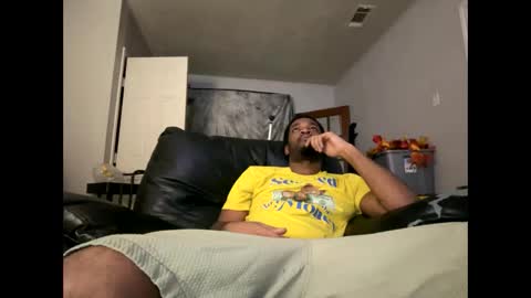 Snapshot of freakybubba chatting on September 16, 10:35 pm Freakybubba online show from September 16, 10:35 pm
