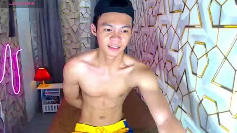 Mark online show from June 12, 10:36 am