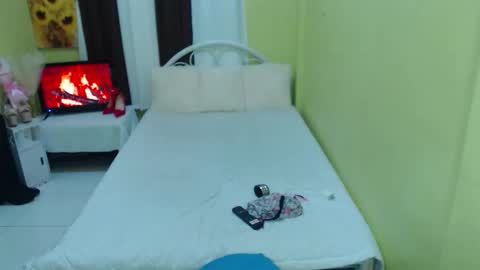 Freakyzae online show from September 22, 2:15 am