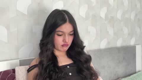 Mia online show from July 31, 3:29 am