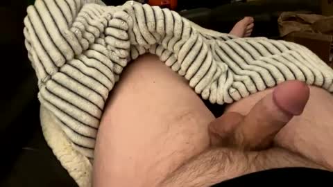 fredsbed405504 online show from December 8, 11:03 am