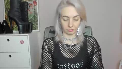 Anne online show from June 11, 7:17 am