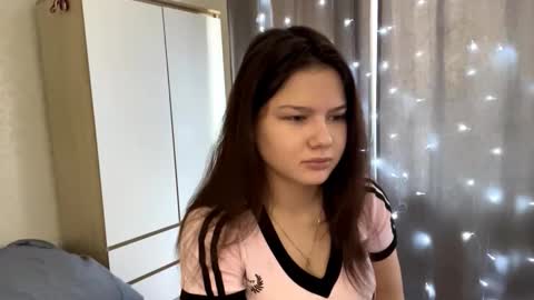 Jenny online show from March 17, 7:13 am