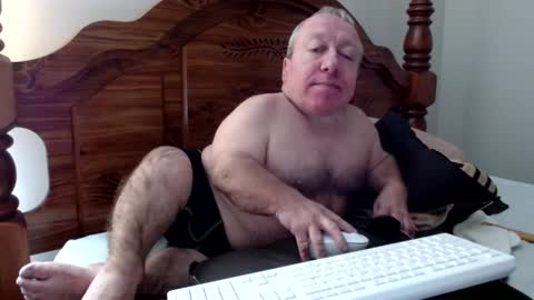 Cute Lil Man online show from September 20, 7:11 am