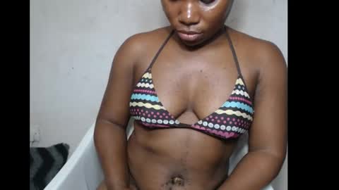 frekkymorelle online show from October 23, 6:37 am