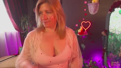 Louise or Lou 3 online show from February 13, 11:46 am