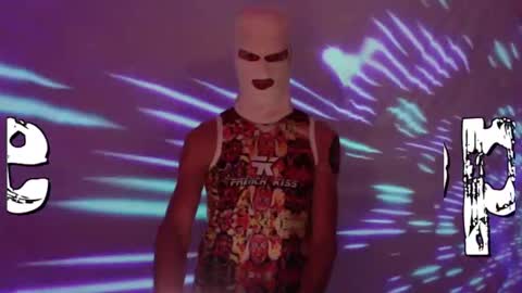 frenchkissdjfk online show from November 7, 9:12 am