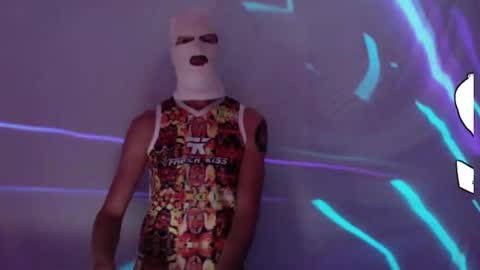 frenchkissdjfk online show from October 27, 7:14 pm