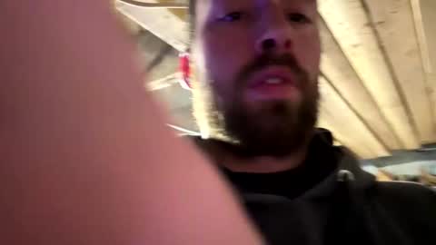 frenchyy710 online show from February 6, 3:21 am