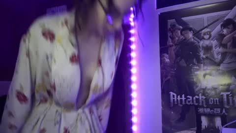 FreyaTheGemini online show from September 14, 4:15 am