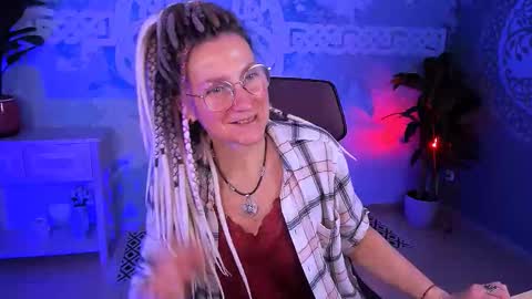 Frida Tander online show from February 15, 6:26 am