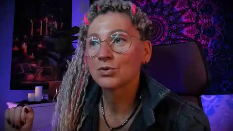Frida Tander online show from June 13, 6:46 am