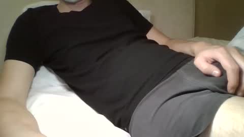 friendly_frank_18 online show from November 1, 11:26 pm