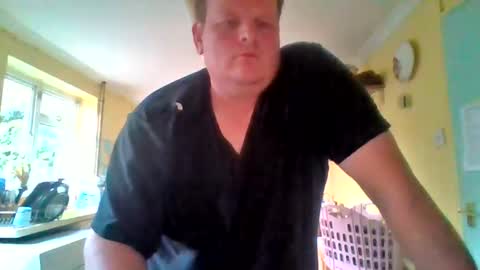 Tom online show from July 20, 7:37 pm