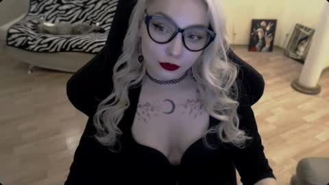 Lilith online show from November 18, 11:46 am