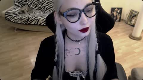 Lilith online show from November 21, 12:25 pm