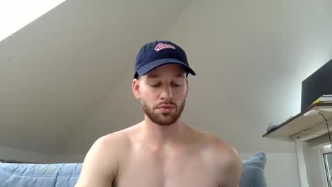 frozenyoga online show from October 12, 10:19 am