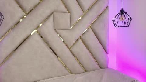 Frreya  online show from October 29, 7:21 am