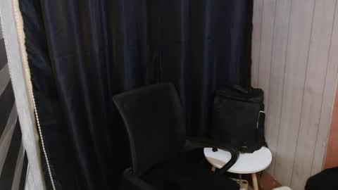 Snapshot of fuck_by_zack chatting on February 26, 3:54 pm Zack online show from February 26, 3:54 pm