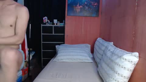 Snapshot of fuck_by_zack chatting on February 14, 7:59 am Zack online show from February 14, 7:59 am