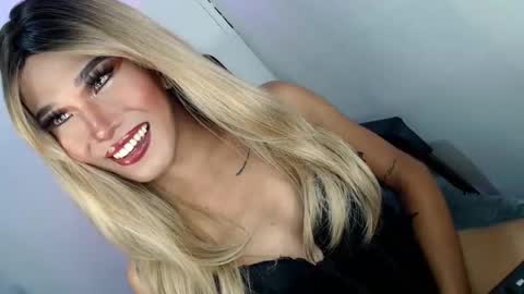 sweetyJENNY online show from April 24, 2:41 pm