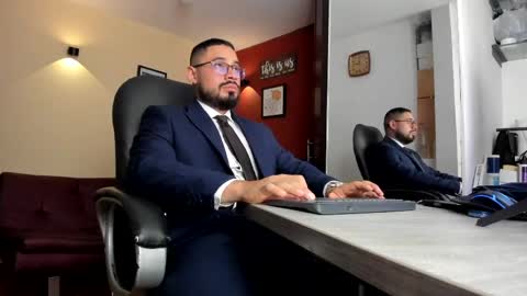 SERGIO THE SEX LAWYER online show from May 21, 5:25 am