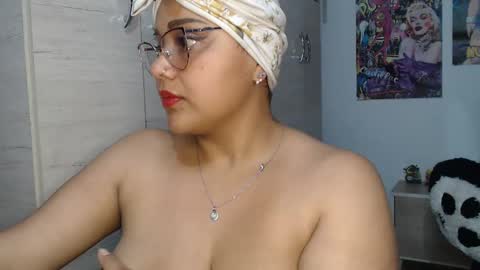 Mia and Gary  online show from October 23, 3:30 am