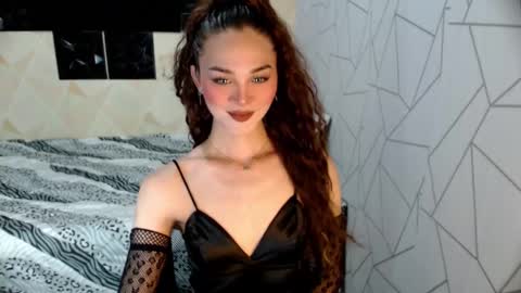 MISS IVANA online show from December 14, 2:40 am